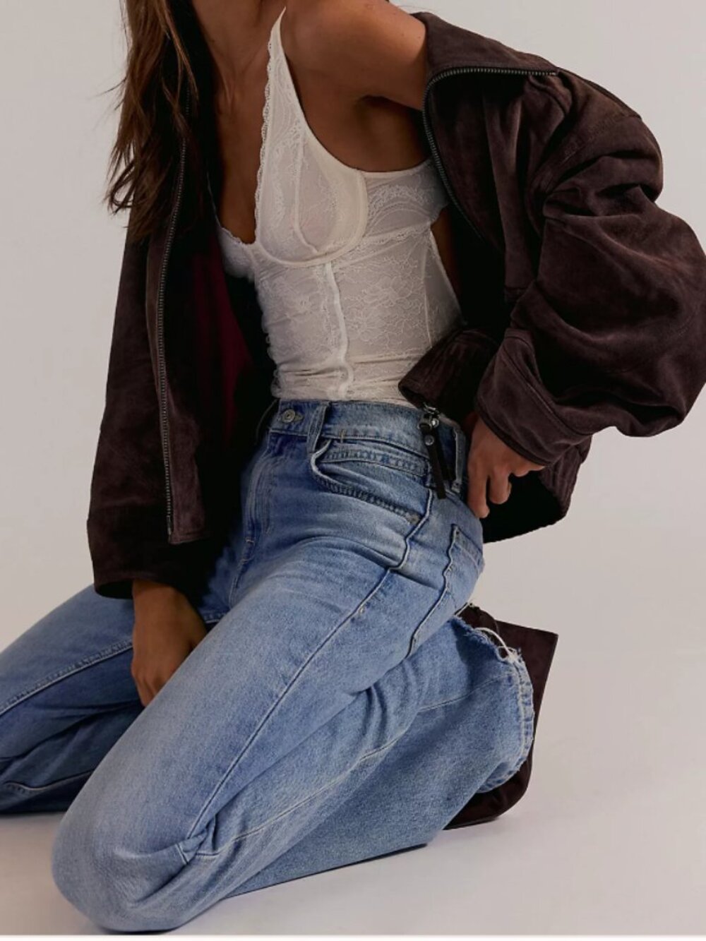 NWT Free People West Coast Relaxed Flare Jeans in Dodger Short - Picture 6 of 7